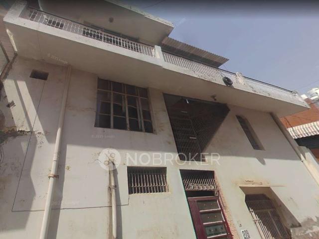 House for sale in Hariana