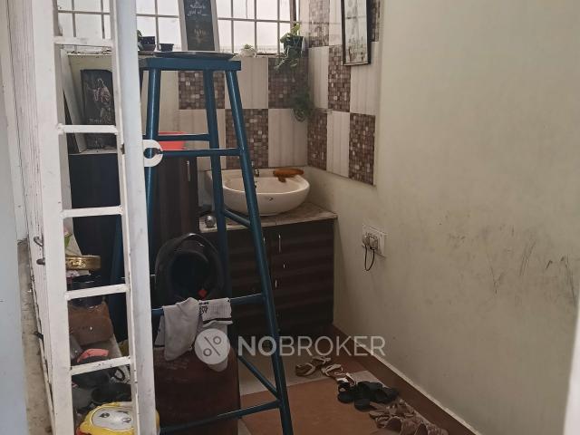 House for sale in Bangalore North, Cox Town - Bangalore