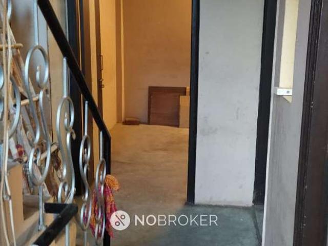 House for sale in South West Delhi, Deri