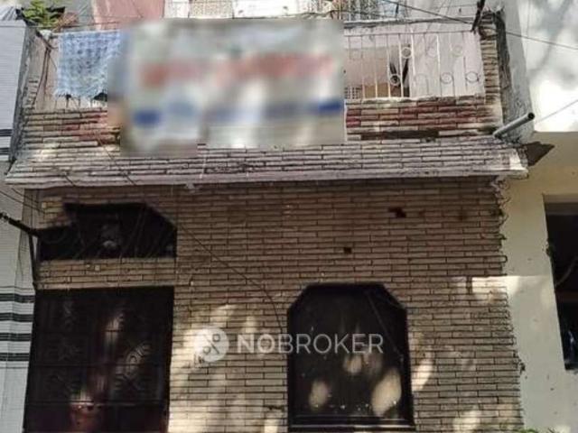 House for sale in West Delhi, Deri