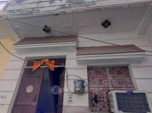 House for sale in North East Delhi, Deri