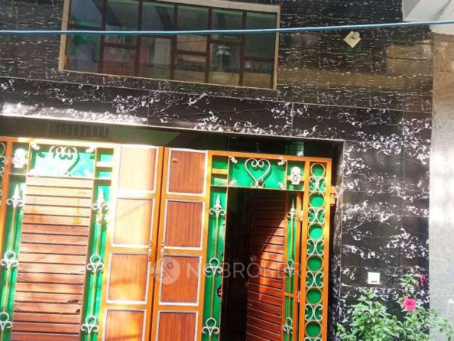 House for sale in North Delhi, Deri