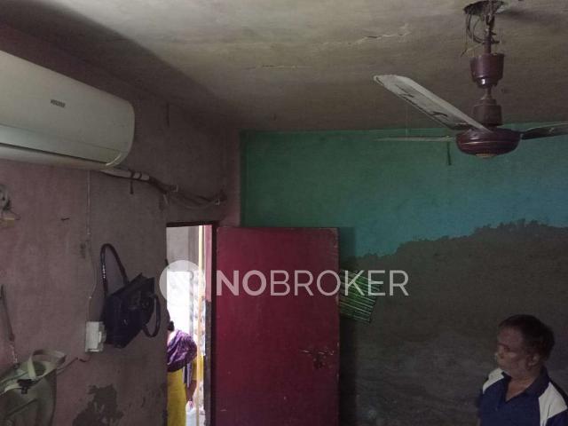 House for sale in North West Delhi, Deri