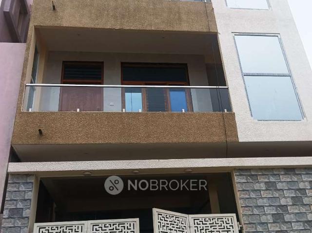 House for sale in Bangalore South, Cox Town - Bangalore
