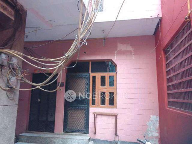 House for sale in East Delhi, Deri