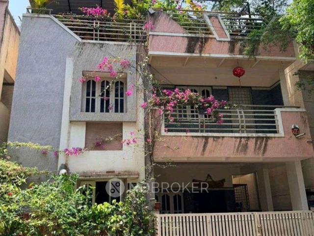 House for sale in Bangalore South, Cox Town - Bangalore