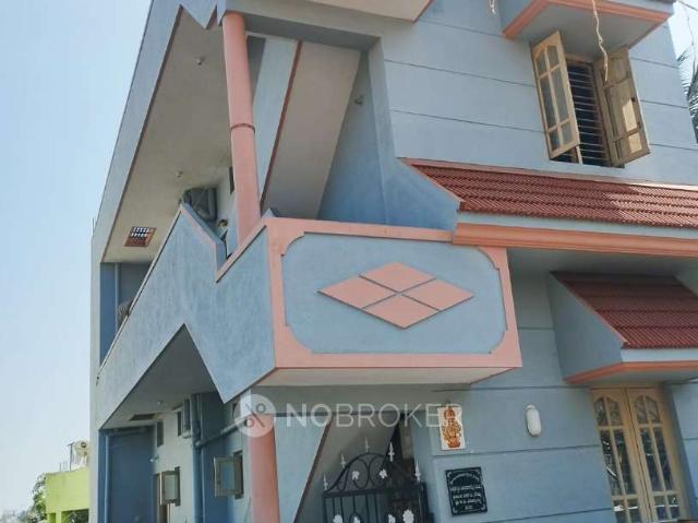 House for sale in Bangalore North, Cox Town - Bangalore