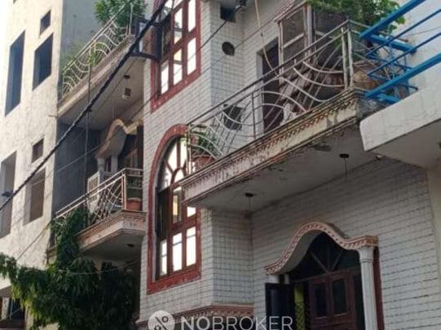 House for sale in Deri