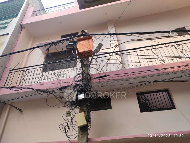 House for sale in East Delhi, Deri