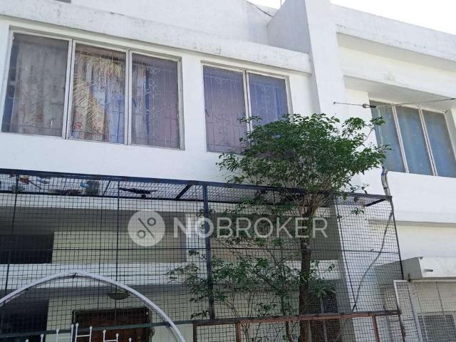 House for sale in Bangalore North, Cox Town - Bangalore