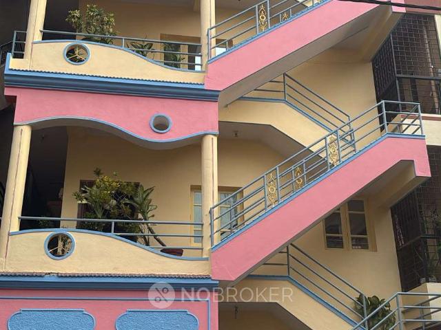 House for sale in Bangalore North, Cox Town - Bangalore