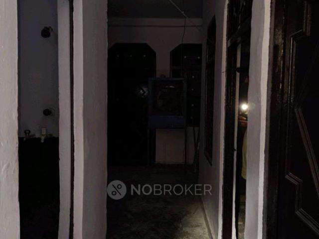 House for sale in North Delhi, Deri