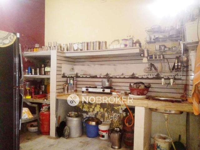 House for sale in West Delhi, Deri
