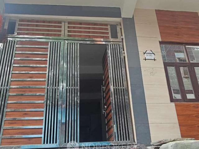 House for sale in West Delhi, Deri