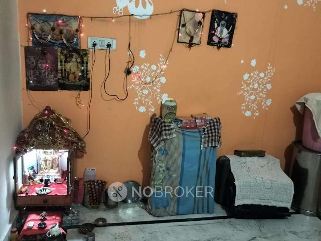 House for sale in West Delhi, Deri