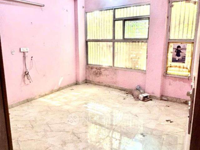 House for sale in North Delhi, Deri