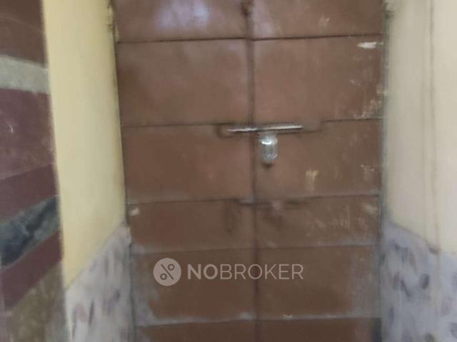 House for sale in West Delhi, Deri