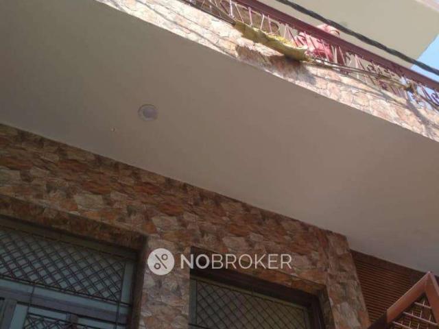 House for sale in West Delhi, Deri