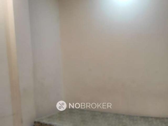 House for sale in Deri