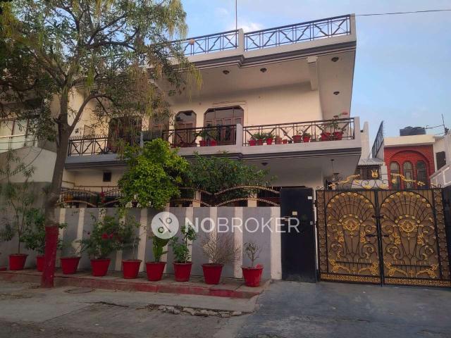 House for sale in Vasundhara - Delhi, Arunachal Pradesh