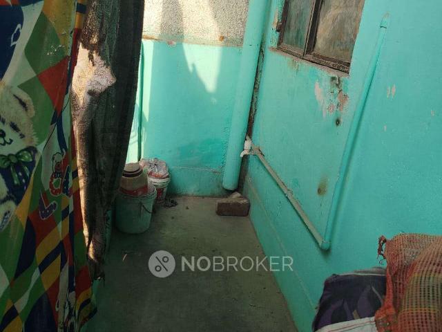 House for sale in Central Delhi, Deri