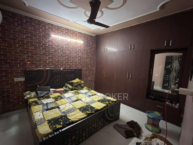 House for sale in Hariana