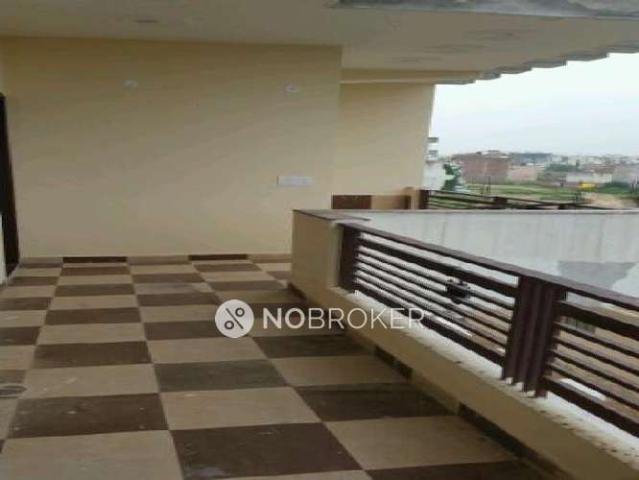 House for sale in Hariana