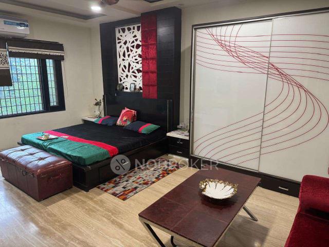House for sale in West Delhi, Deri