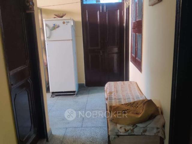 House for sale in West Delhi, Deri