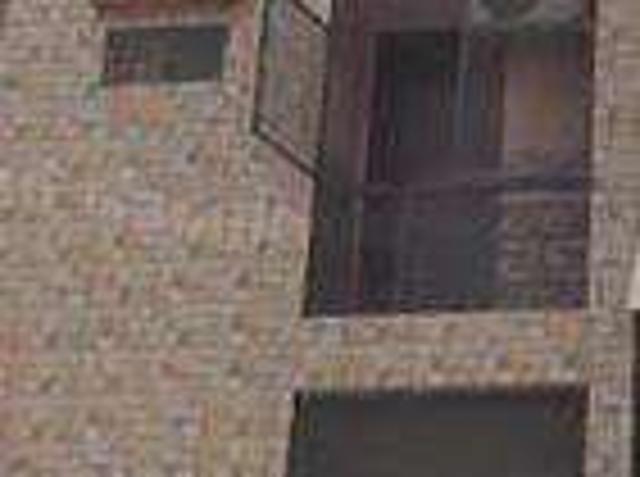 House for sale in Deri