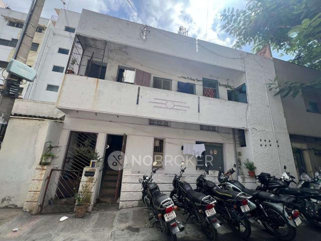 House for sale in Bangalore North, Cox Town - Bangalore