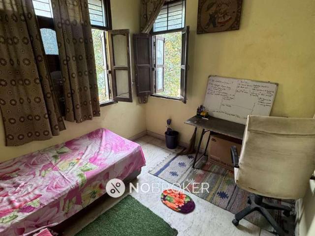 House for sale in North West Delhi, Deri