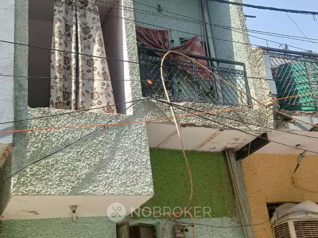 House for sale in Deri