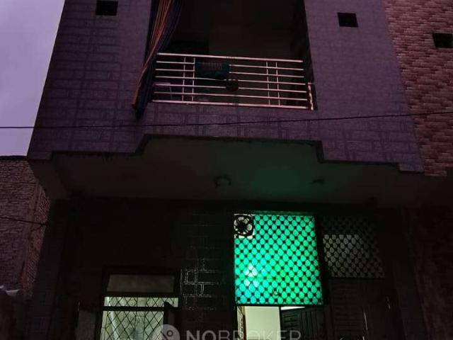 House for sale in Deri