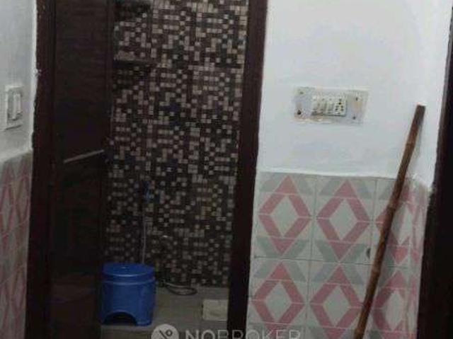 House for sale in Hariana