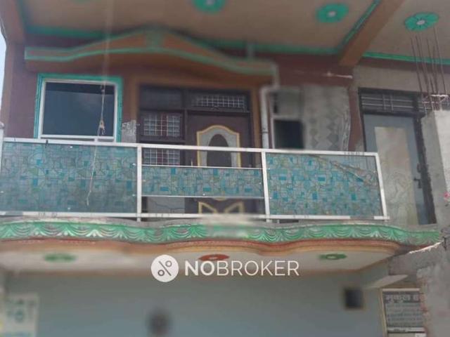 House for sale in Deri