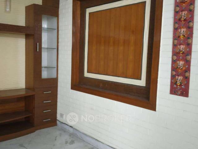 House for sale in Hariana