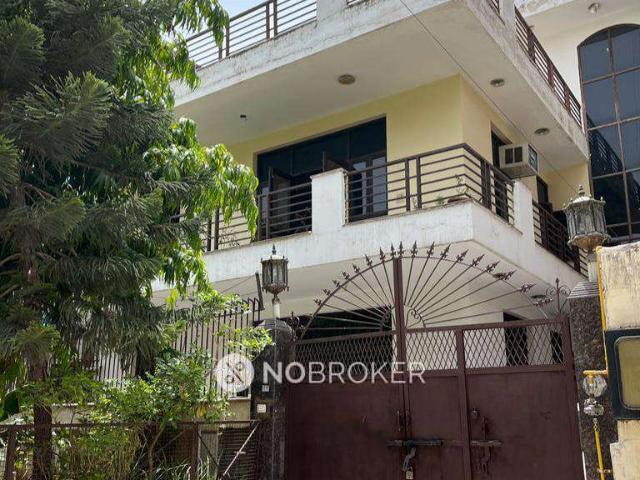 House for sale in HUDA, Gurugram
