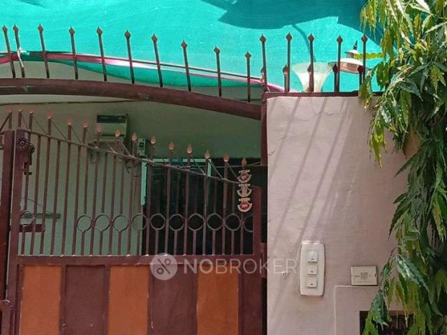 House for sale in Hariana