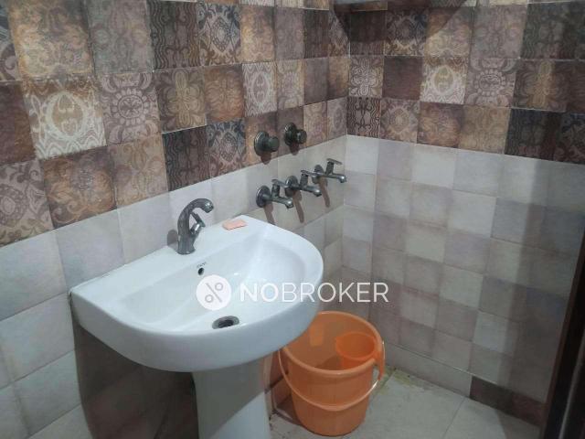 House for sale in Hariana