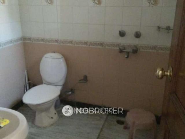 House for sale in Hariana