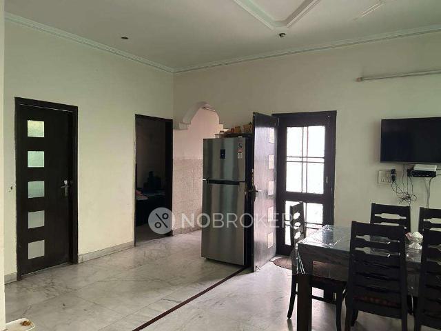 House for sale in Hariana