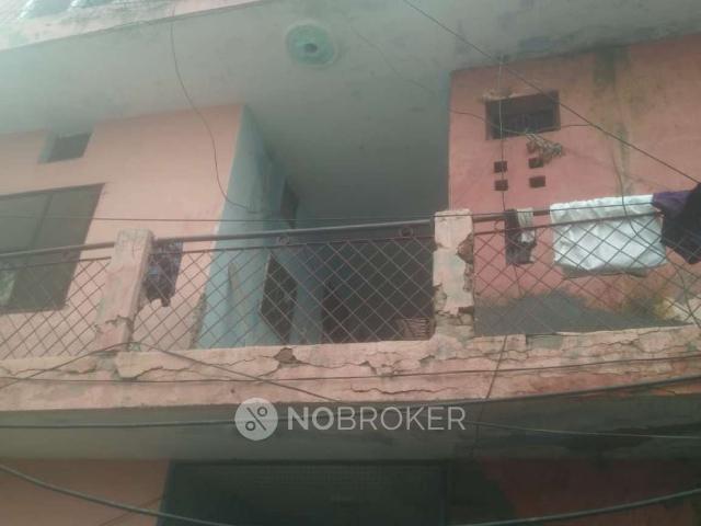 House for sale in Hariana
