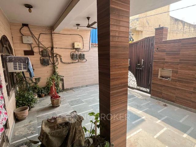 House for sale in Rohini, Delhi