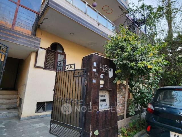 House for sale in Sector 40, Gurugram