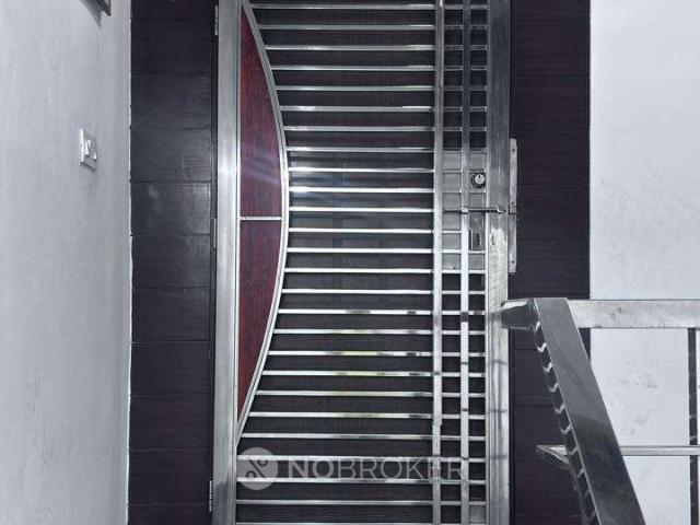 House for sale in Hariana