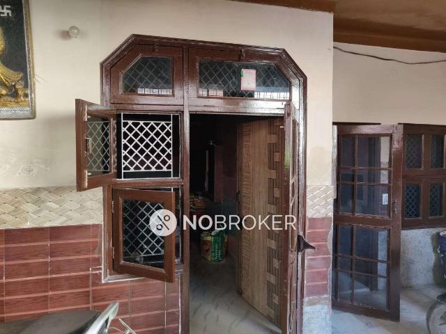 House for sale in Hariana