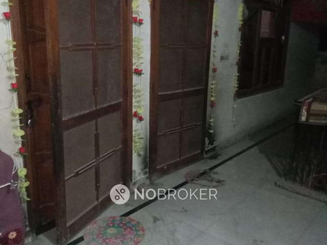 House for sale in Hariana