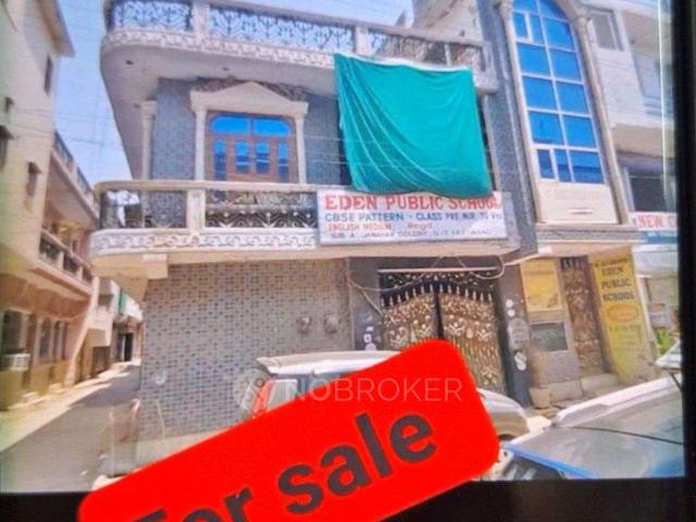 House for sale in Hariana