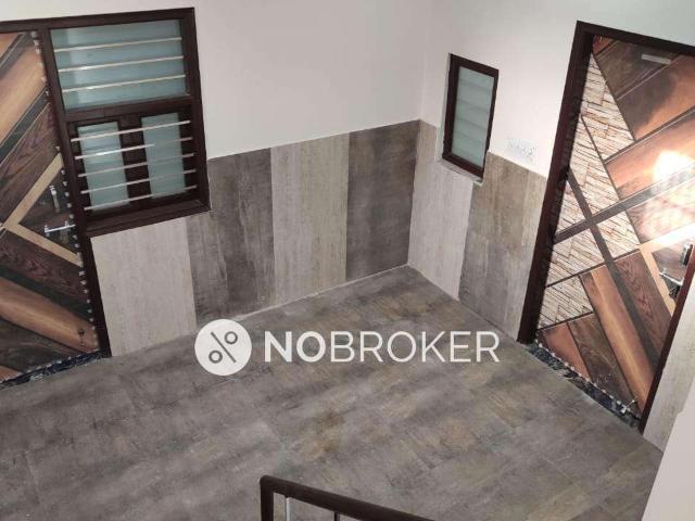 House for sale in Hariana